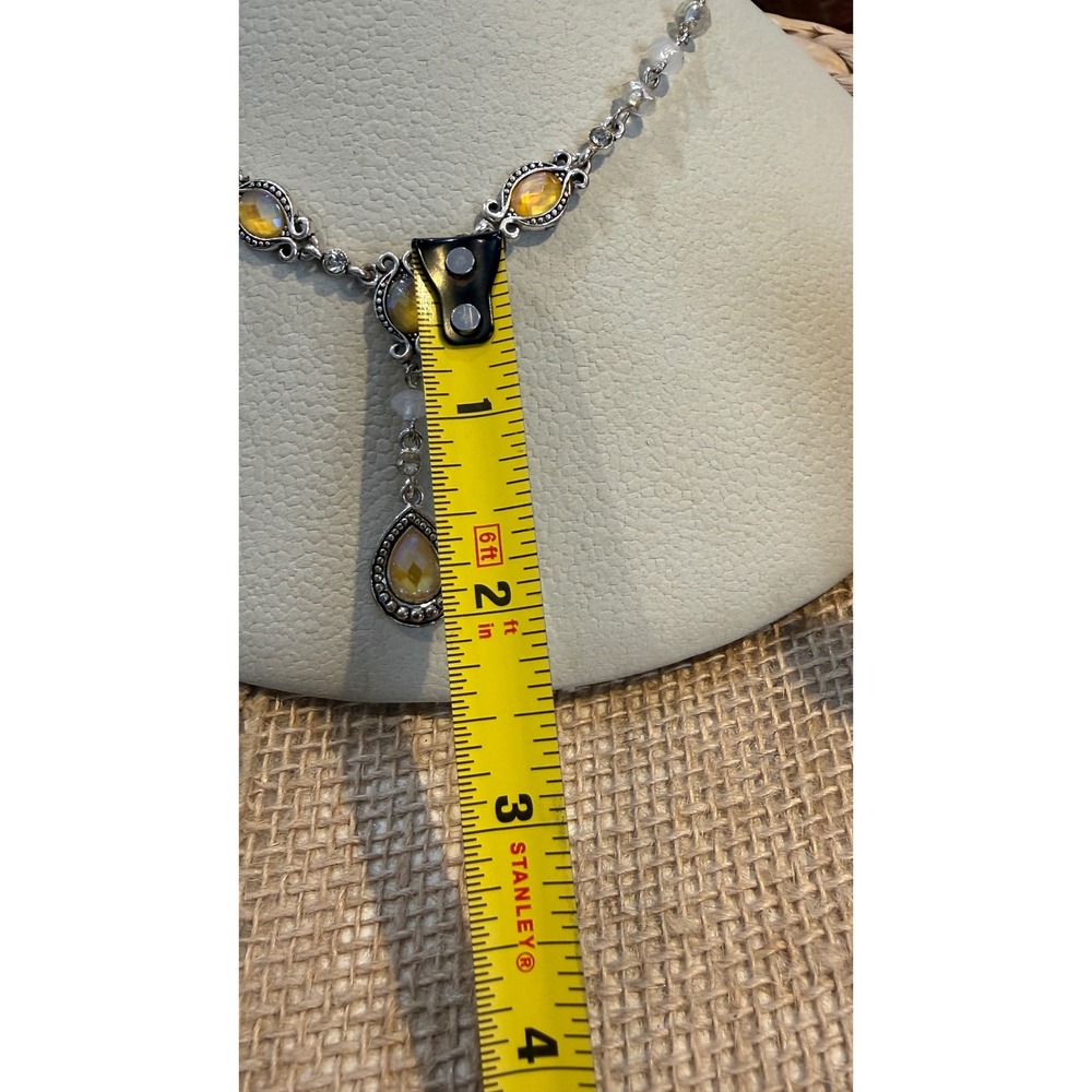 Vintage Avon silver-tone Y-necklace and Pierced earring sets yellow Teardrop - Picture 10 of 11